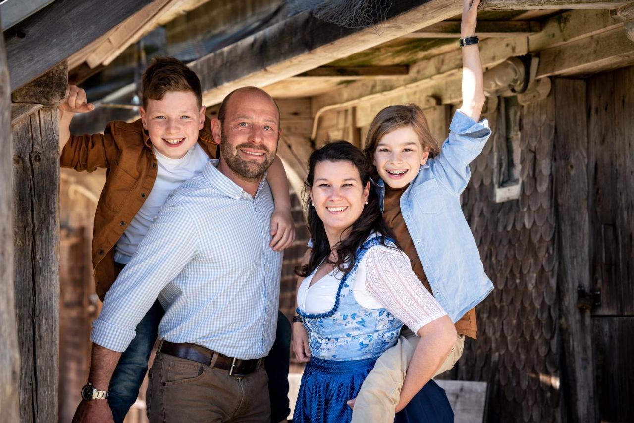 Hoehengasthaus Kolmenhof An Der Donauquelle Furtwangen Exterior foto