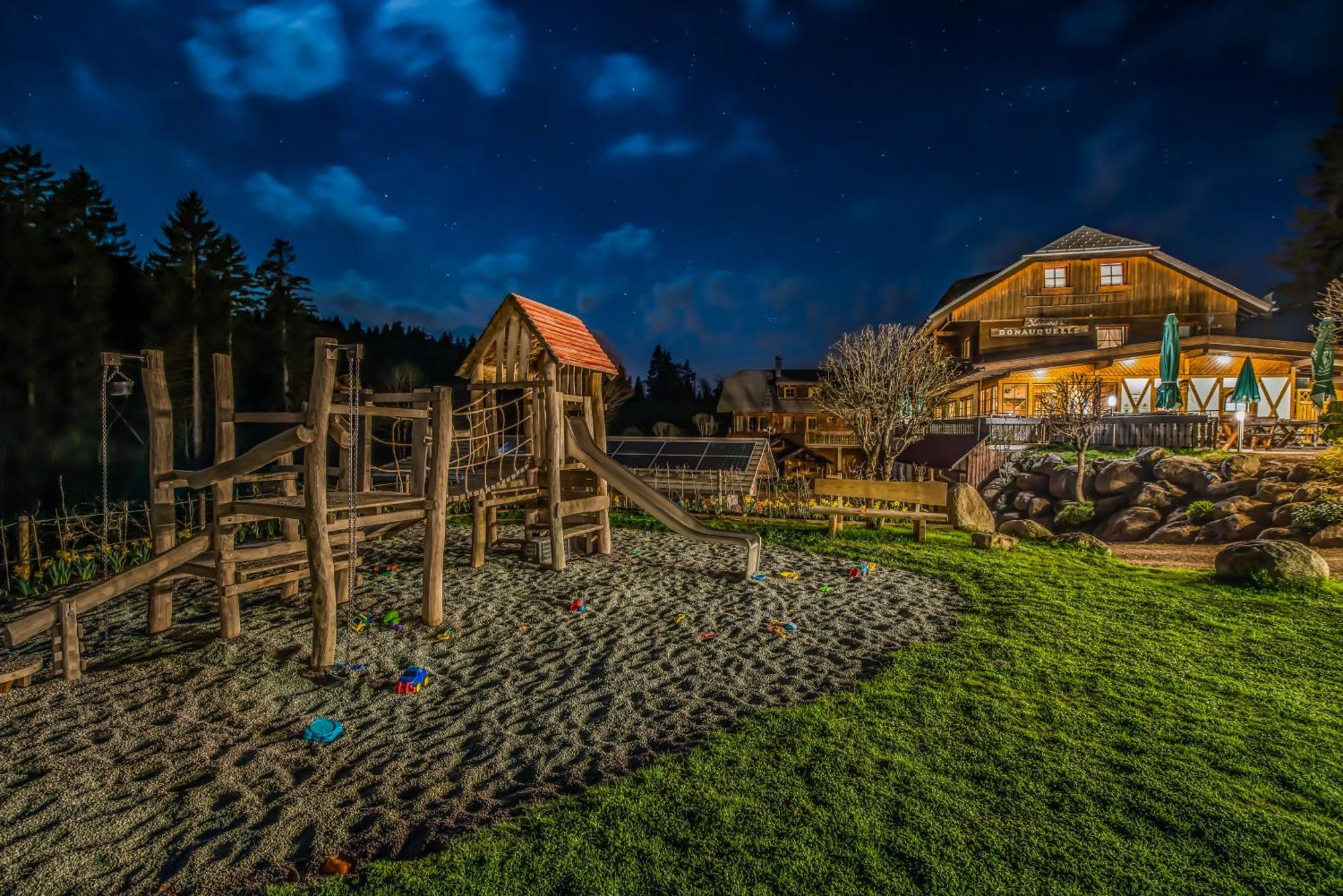 Hoehengasthaus Kolmenhof An Der Donauquelle Furtwangen Exterior foto