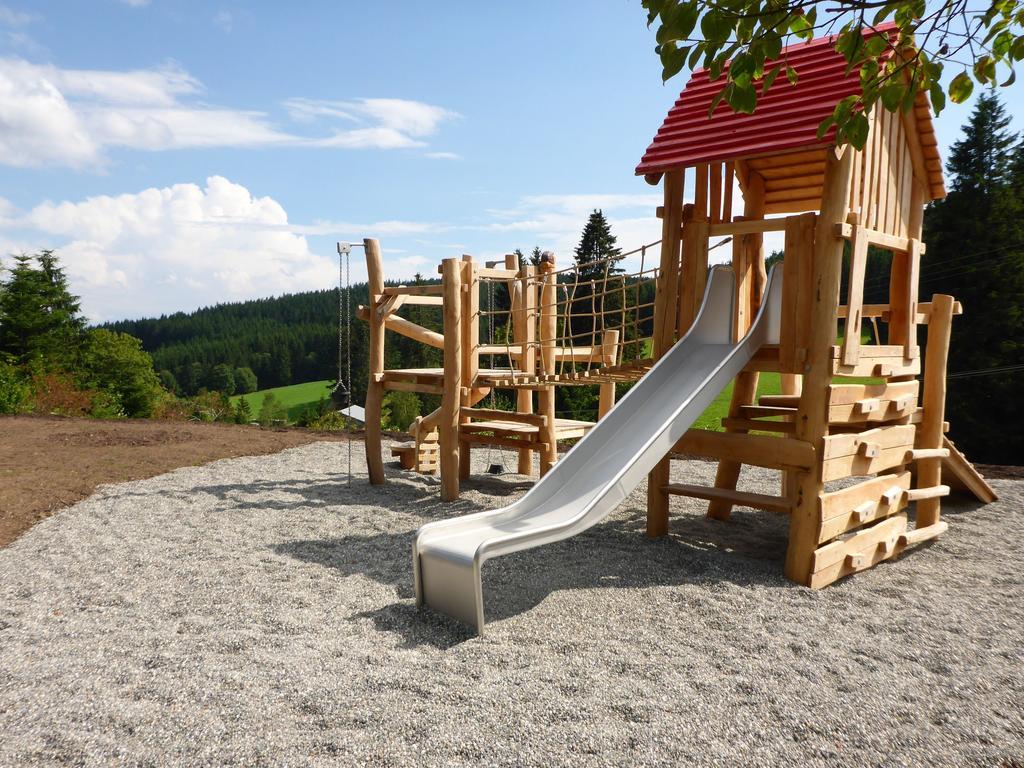 Hoehengasthaus Kolmenhof An Der Donauquelle Furtwangen Exterior foto
